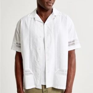 Abercrombie & Fitch Camp Collar Lace Short Sleeve Button Down, Size M